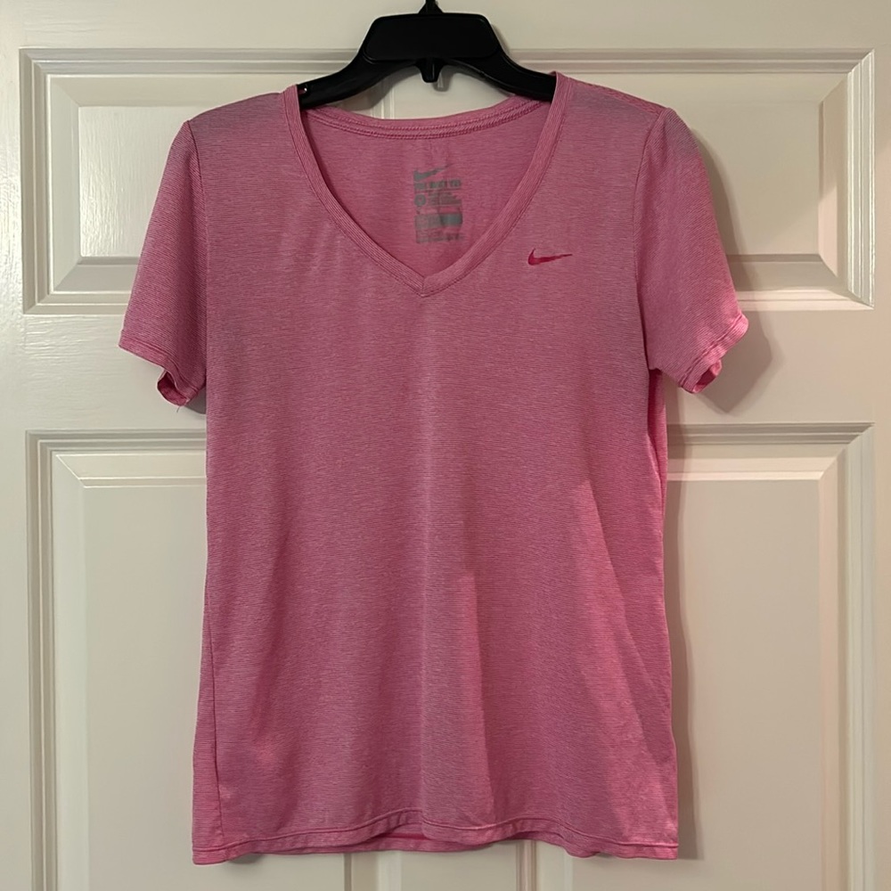 The Nike Tee Athletic Cut